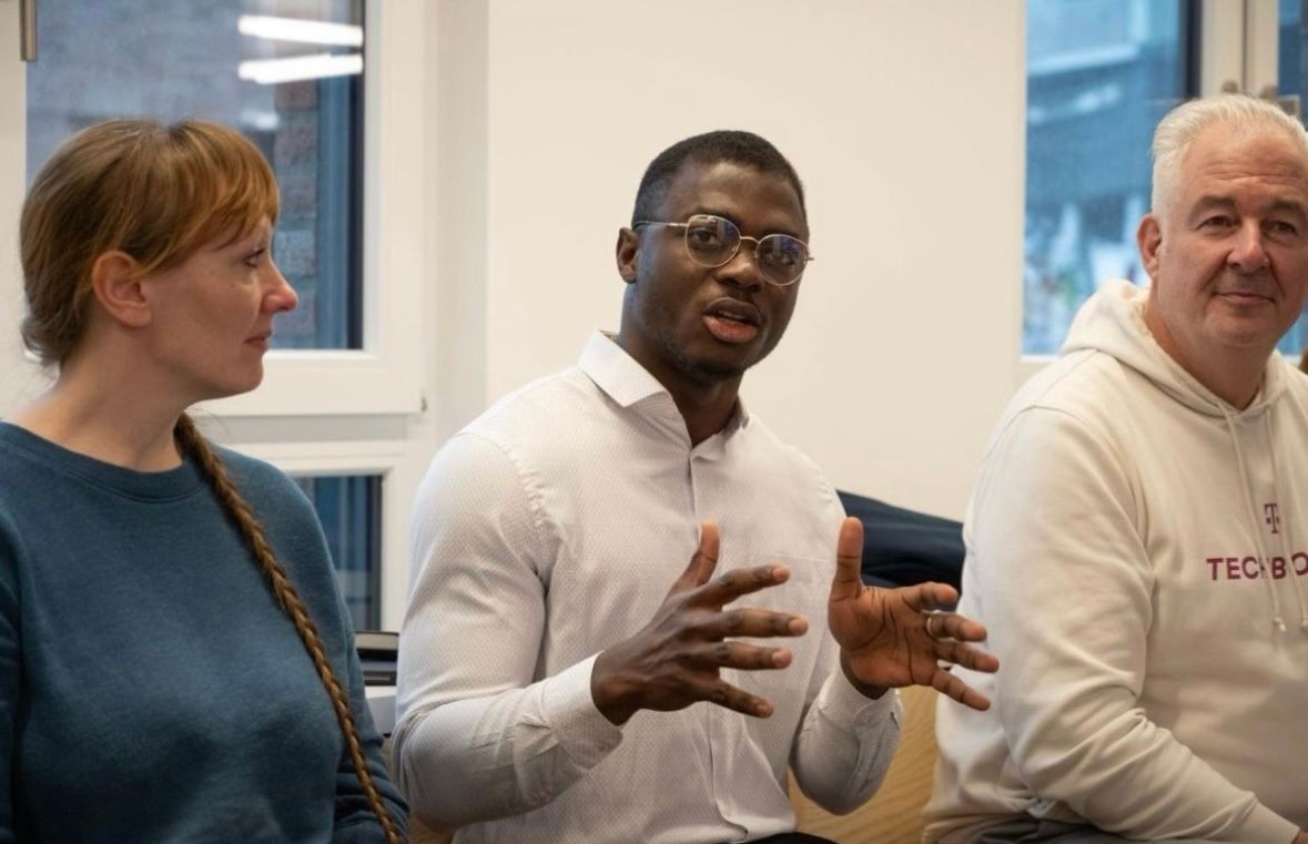 Why is storytelling so powerful in business ?